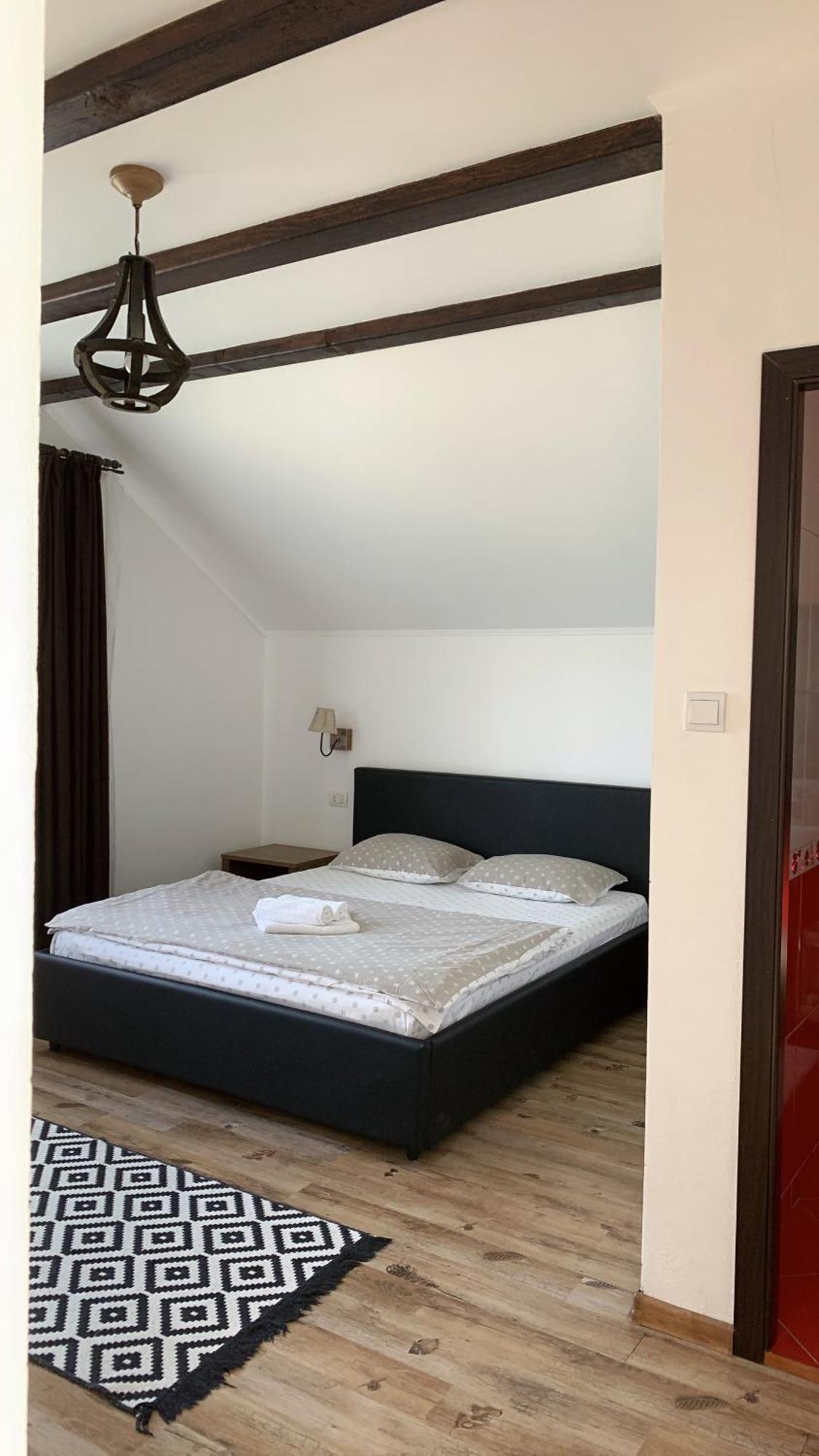 Casa Paunescu Milostea Kültér fotó